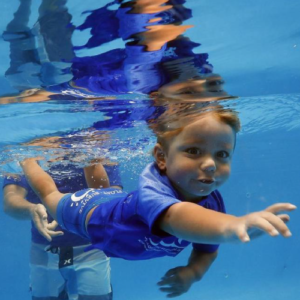 Kids Aquatic Survival School : Floating Saves Lives